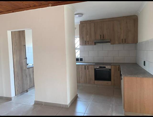 3 BEDROOM HOUSE FOR SALE IN MORGENSTER